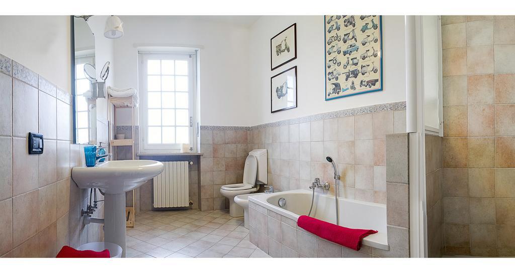 B&B "La Riviera" Arignano Ruang foto